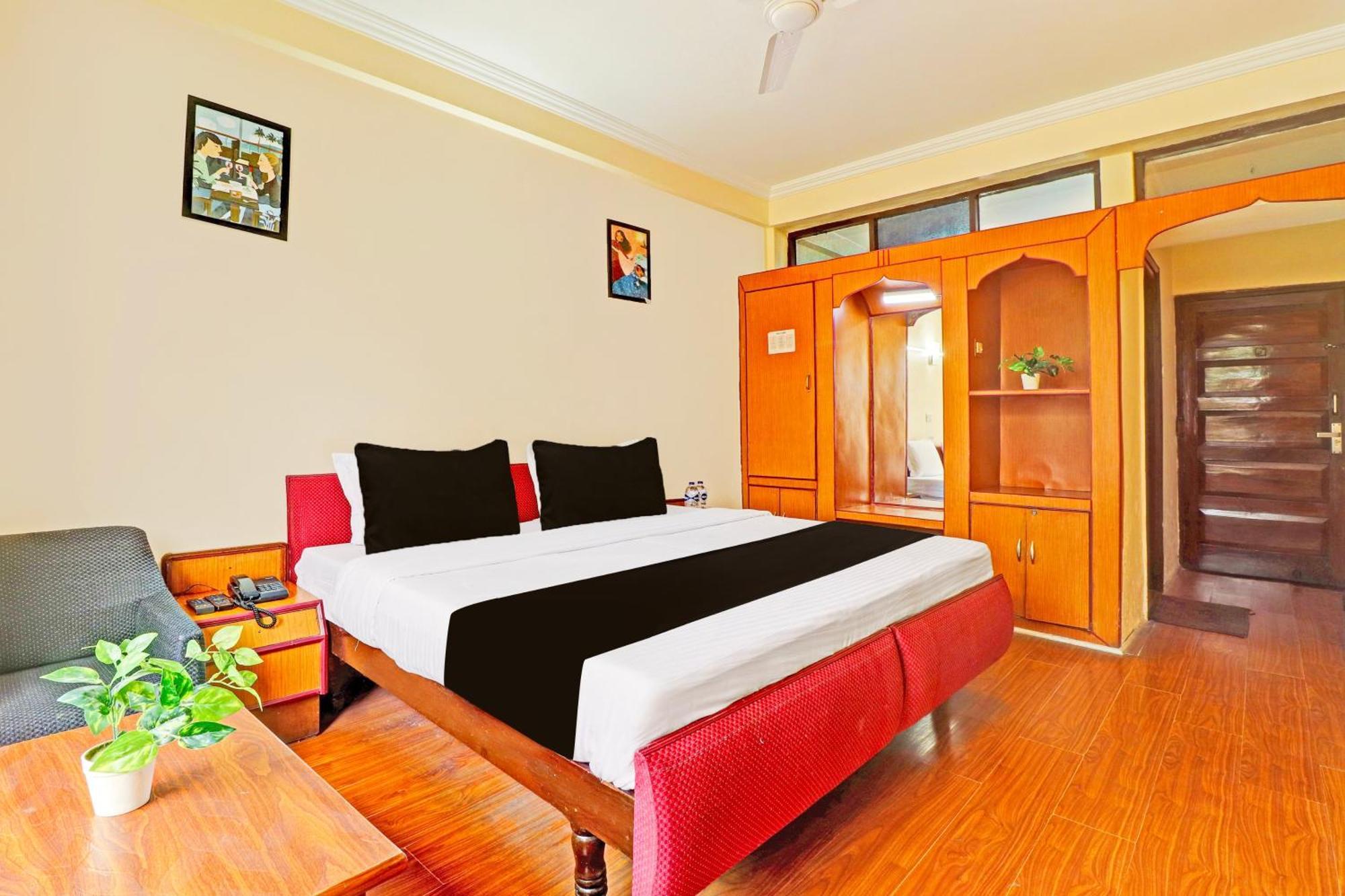 Super Collection O Pioneer Hotel Mussoorie Buitenkant foto