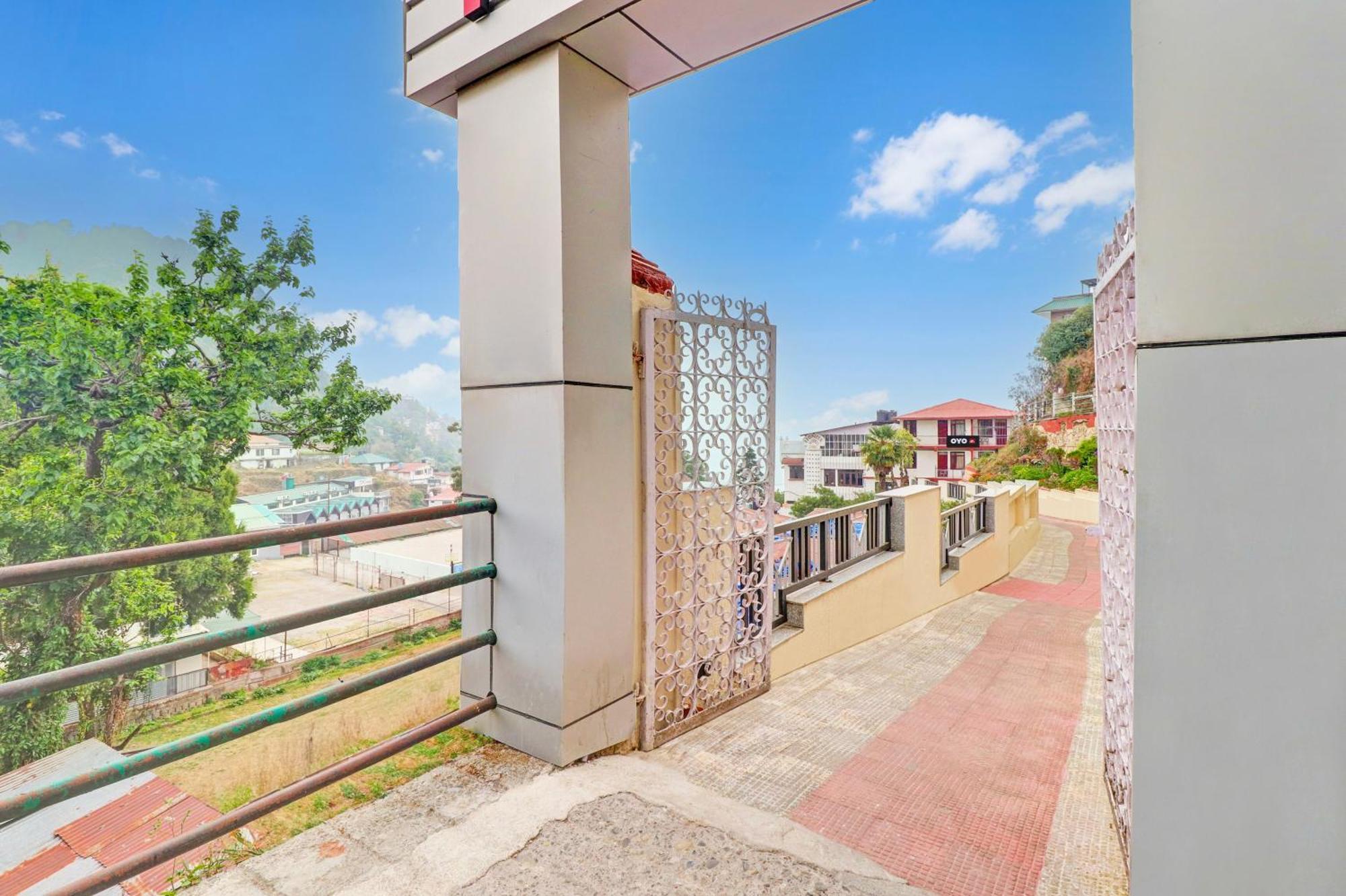 Super Collection O Pioneer Hotel Mussoorie Buitenkant foto