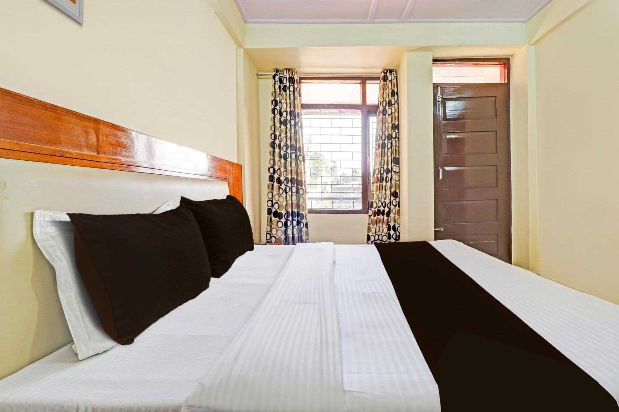 Super Collection O Pioneer Hotel Mussoorie Buitenkant foto