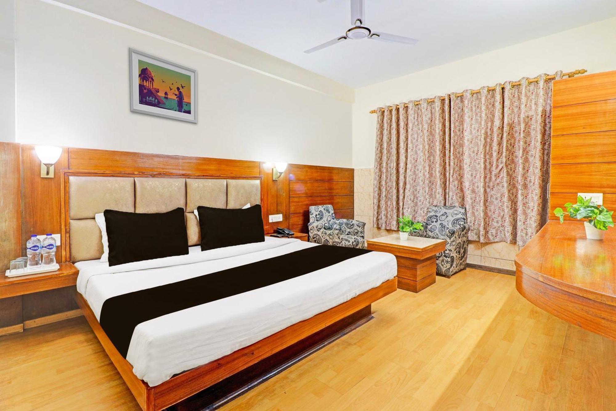 Super Collection O Pioneer Hotel Mussoorie Buitenkant foto